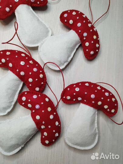 Набор ёлочных игрушек из фетра Грибы