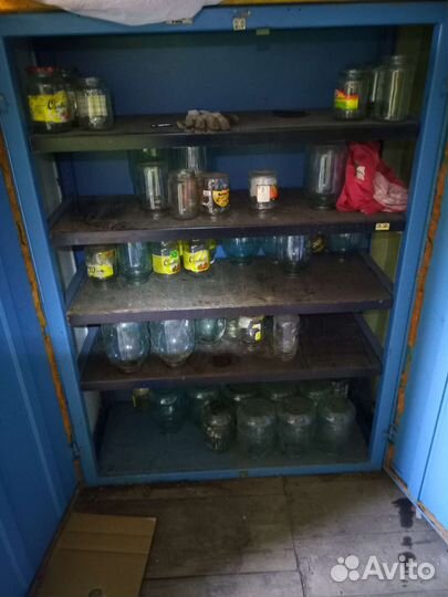 Банка стеклянная