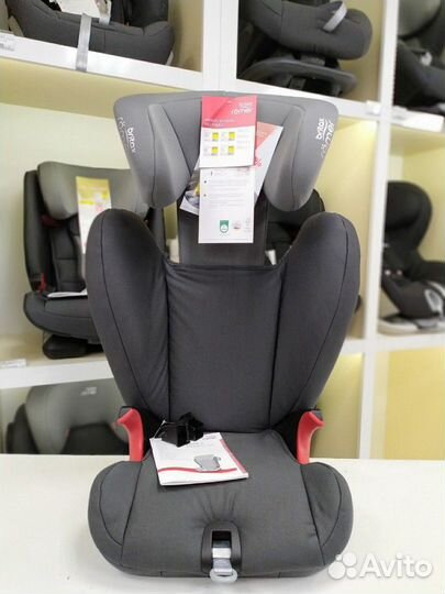 Автокресло 3-12лет изофикс Германия Brirax roemer