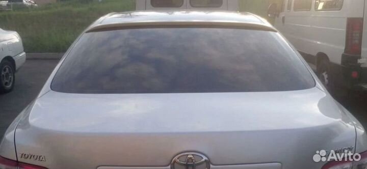 Козырек спойлер заднего стекла Camry 40