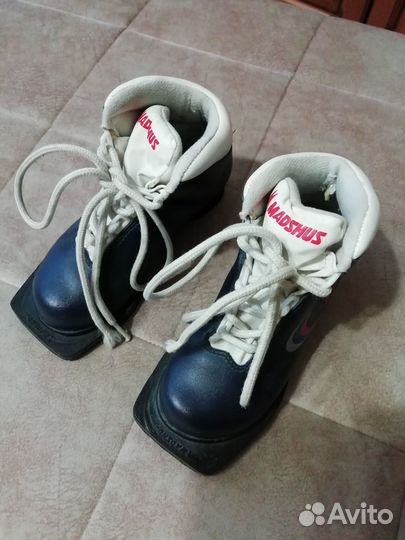Ботинки лыжные 30-31 размер