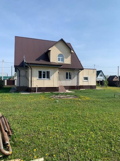 Дом 180 м² на участке 13 сот.