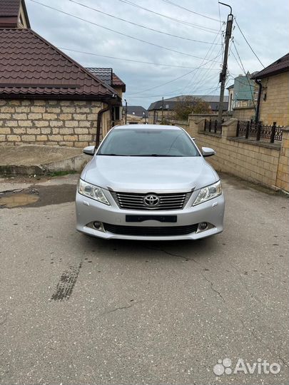 Бампер на камри