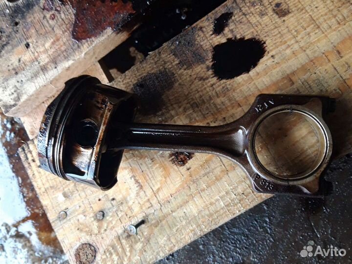Шатун с поршнем Citroen c4 1.6 120 л.с