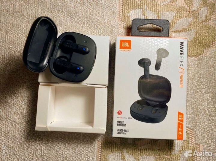 Беспроводные наушники jbl