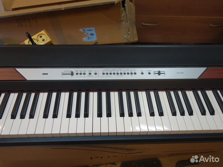 Kawai es,Korg sp-250