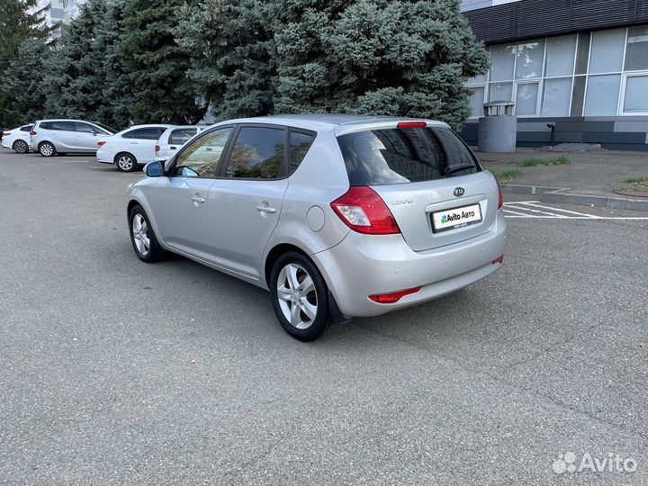 Kia Ceed 1.6 AT, 2012, 208 000 км