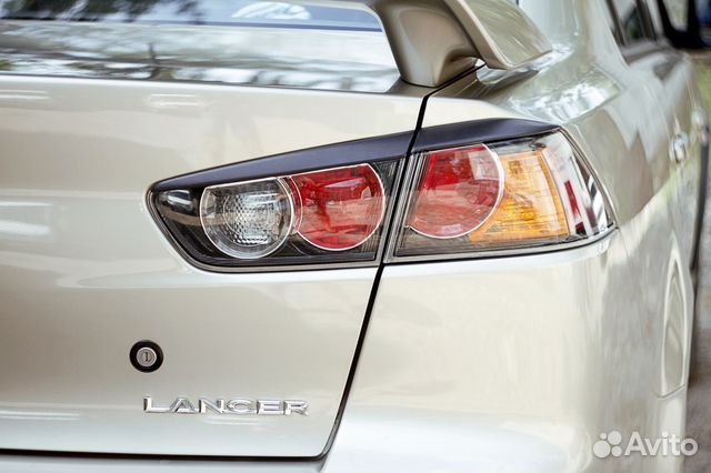 Реснички на фонари Mitsubishi Lancer X (07+) RA