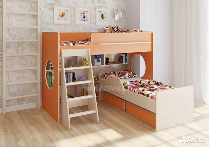 Двухъярусная кровать
