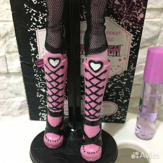 Кукла Монстер Хай Дракулаура базовая