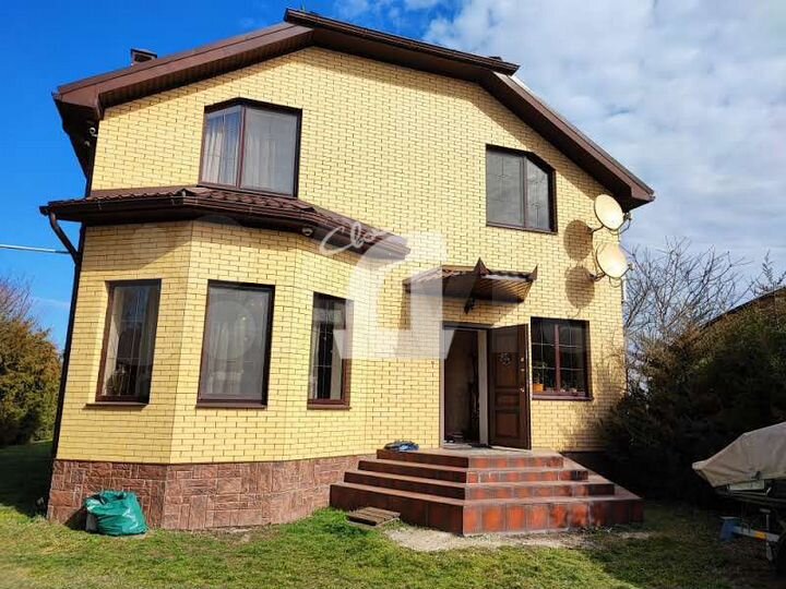 Дом 152 м² на участке 14 сот.