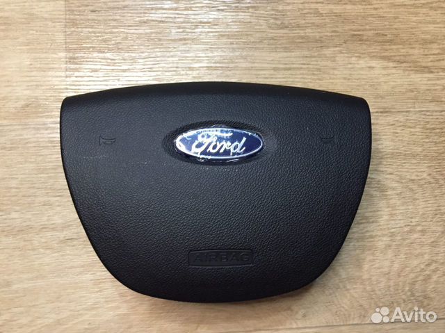Заглушка в руль/Крышка/Подушка Ford Focus 2/Фокус