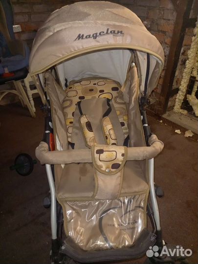 Прогулочная коляска