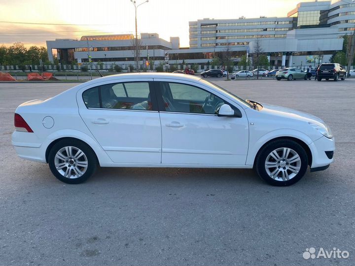 Opel Astra 1.6 AMT, 2011, 143 200 км