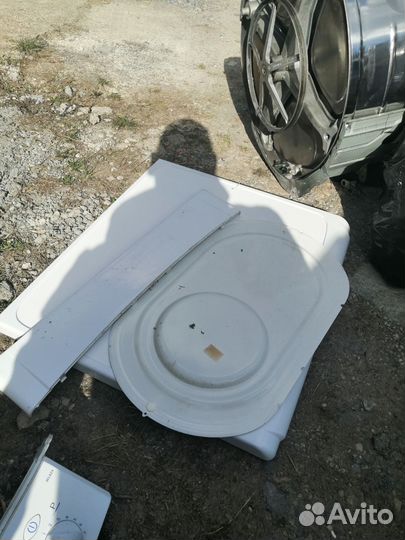 Продам запчасти на стиральную машину Indesit