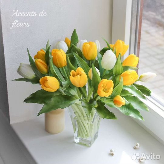 Силиконовые тюльпаны в вазе