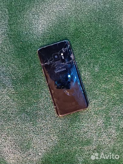 Samsung Galaxy S9, 4/64 ГБ