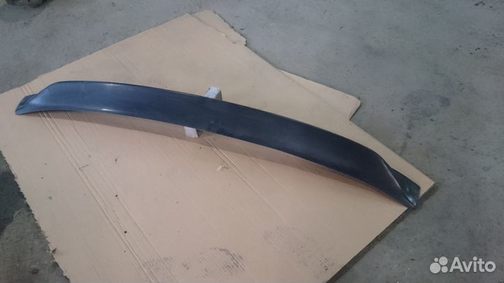 Спойлер под стекло TLC200 Wald