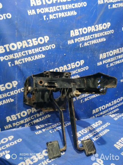 Блок педалей УАЗ Хантер 315195 внедорожник 409040