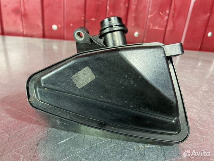 Маслоотделитель (сапун) Mercedes R-Class W251