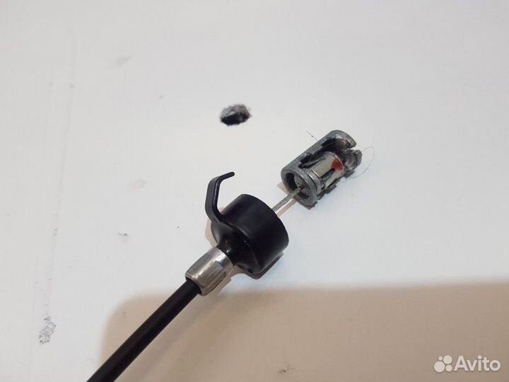 Ручка откидывания заднего сиденья правая