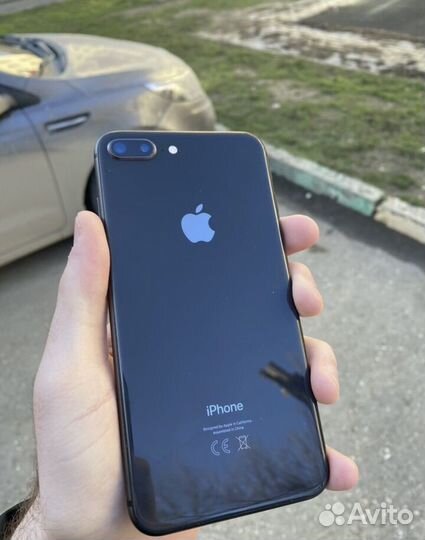 iPhone 8 Plus, 128 ГБ