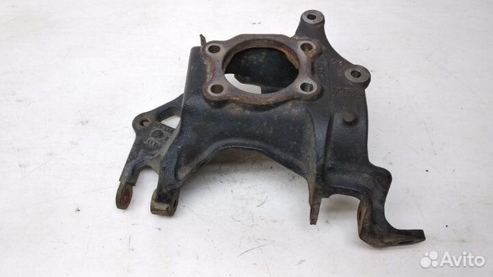 Кулак поворотный задний левый Ford Focus 3 2.0