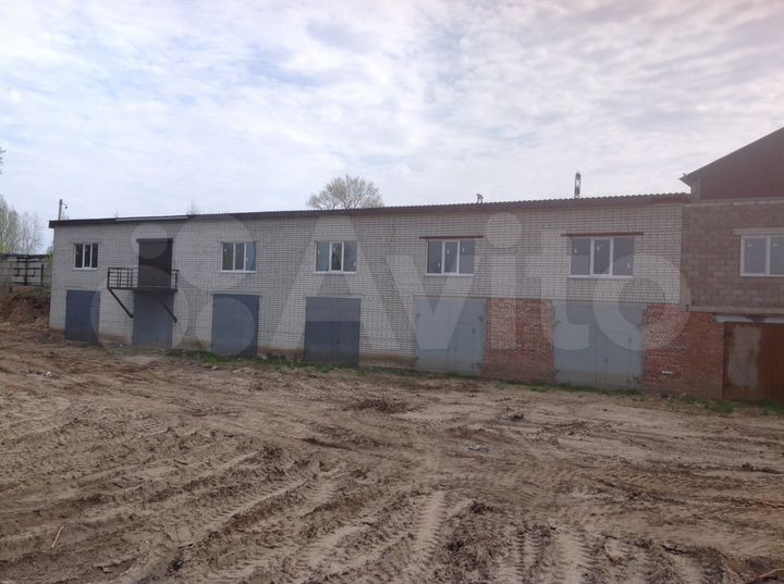 Гараж, > 30 м²
