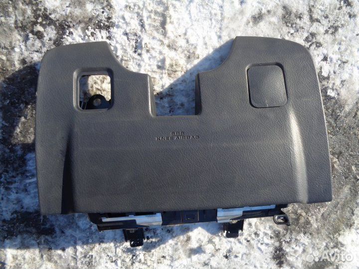 Airbag в ноги Toyota Avensis AZT250 1AZ-FSE