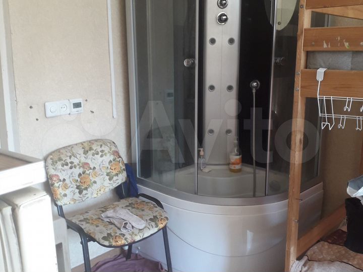 Комната 12 м² в 1-к., 1/4 эт.