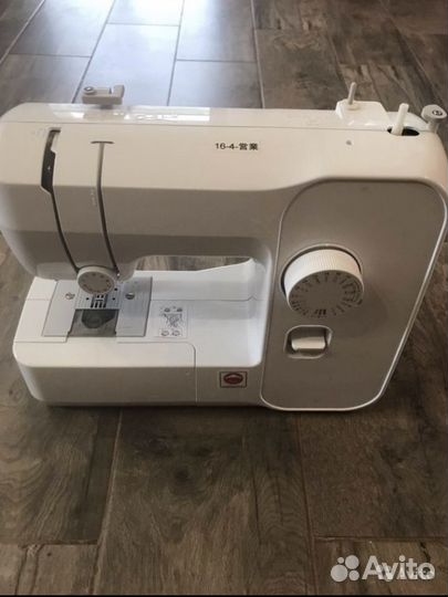 Швейная машинка Brother