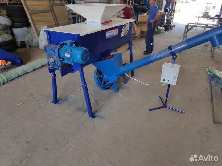 Дозатор Смеситель (горизонтальный) под гранулятор