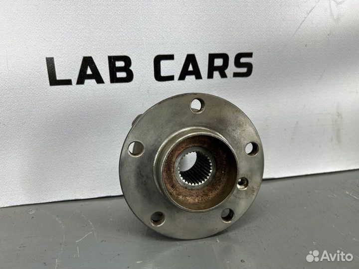 Ступица с подшипником передняя Bmw X5 E70