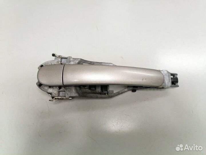 Ручка наружная двери передней правой Skoda Superb