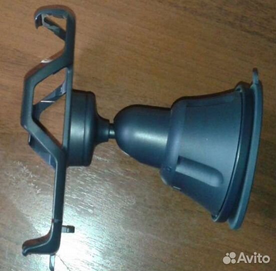 Крепления на лобовое стекло