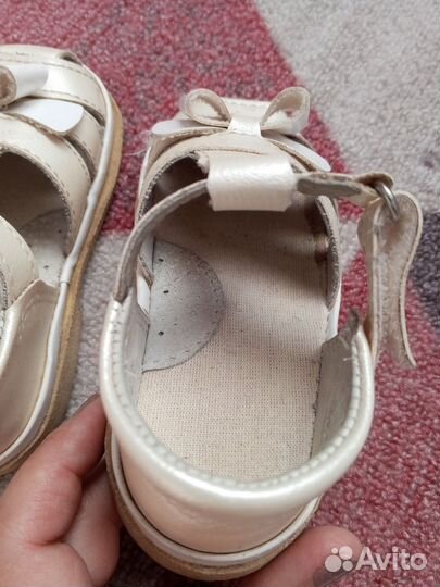 Сандалии для девочки 22 размер