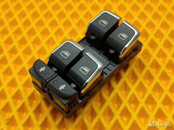 Блок кнопок стеклоподъемника Audi A6 C7 2.8 2012