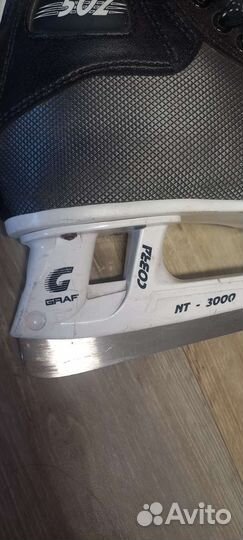 Коньки хоккейные профессиональные