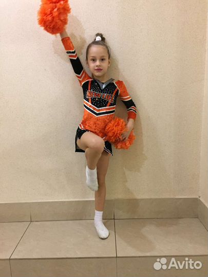 Костюм на выступление для чирлидига