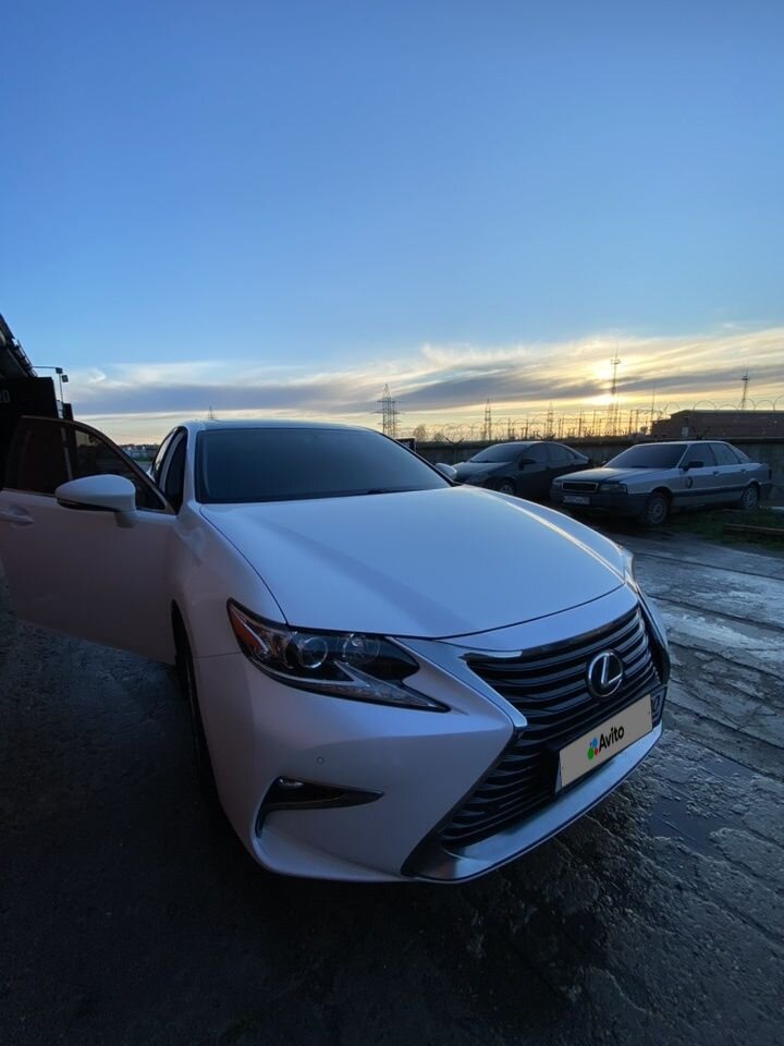 Lexus ES: фото владельца