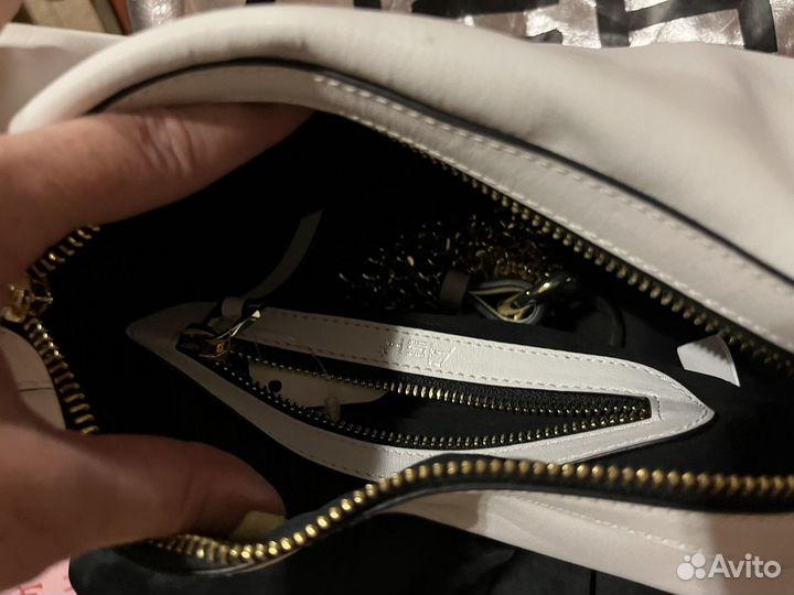 Сумка белая натуральная кожа новая ASH