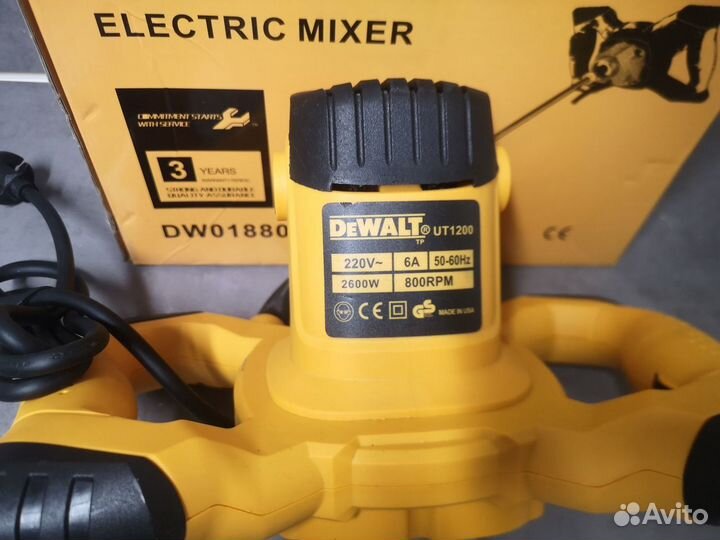 Строительный миксер DeWalt 2600w