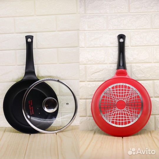 Сковорода антипригарная с крышкой
