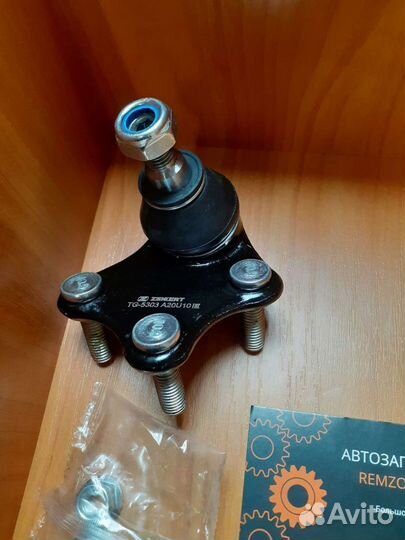 Шаровая опора правая, левая Audi, VW, Skoda, Seat