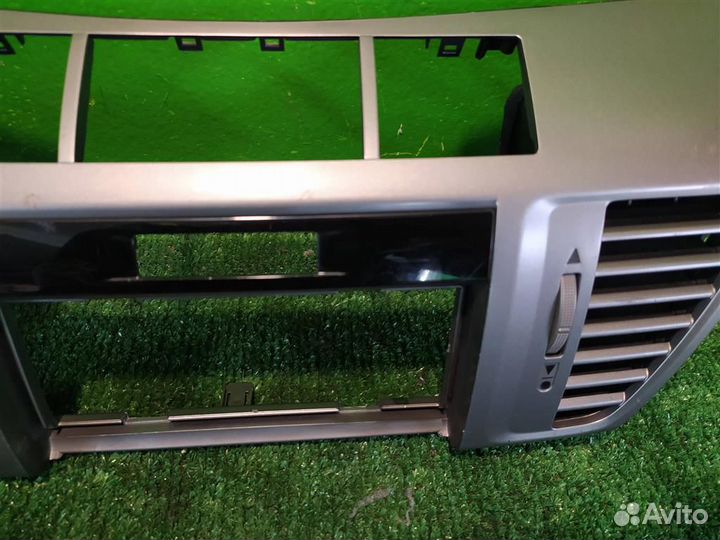 Накладка торпедо Honda FR-V (BE1) 2006