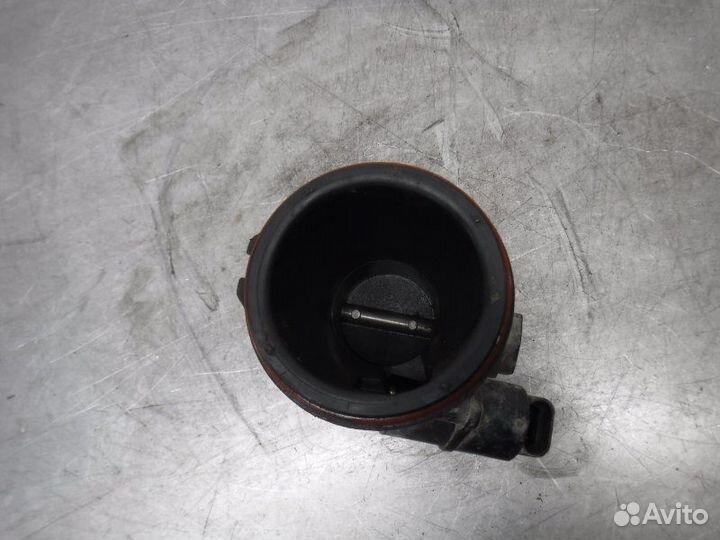 Дросельная заслонка Renault Logan K7M 2009