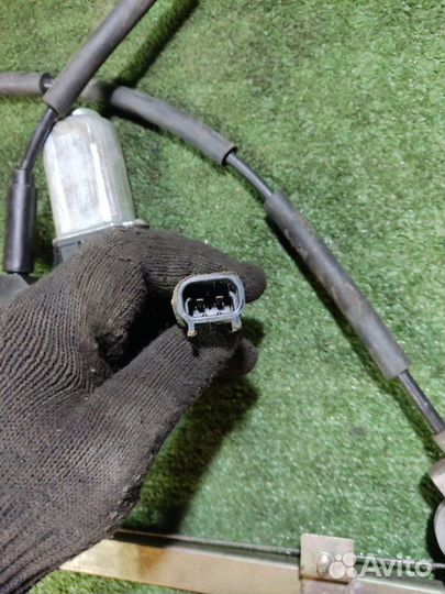 Стеклоподъемник LADA Kalina