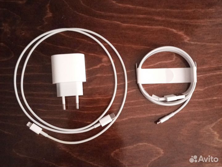 Сетевое зарядное Apple USB-C 18 Вт