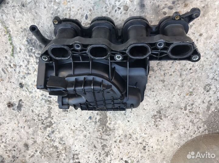 Впускной коллектор Kia ceed