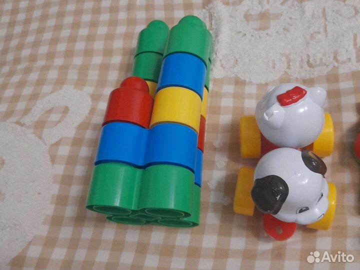 Развивающие игрушки